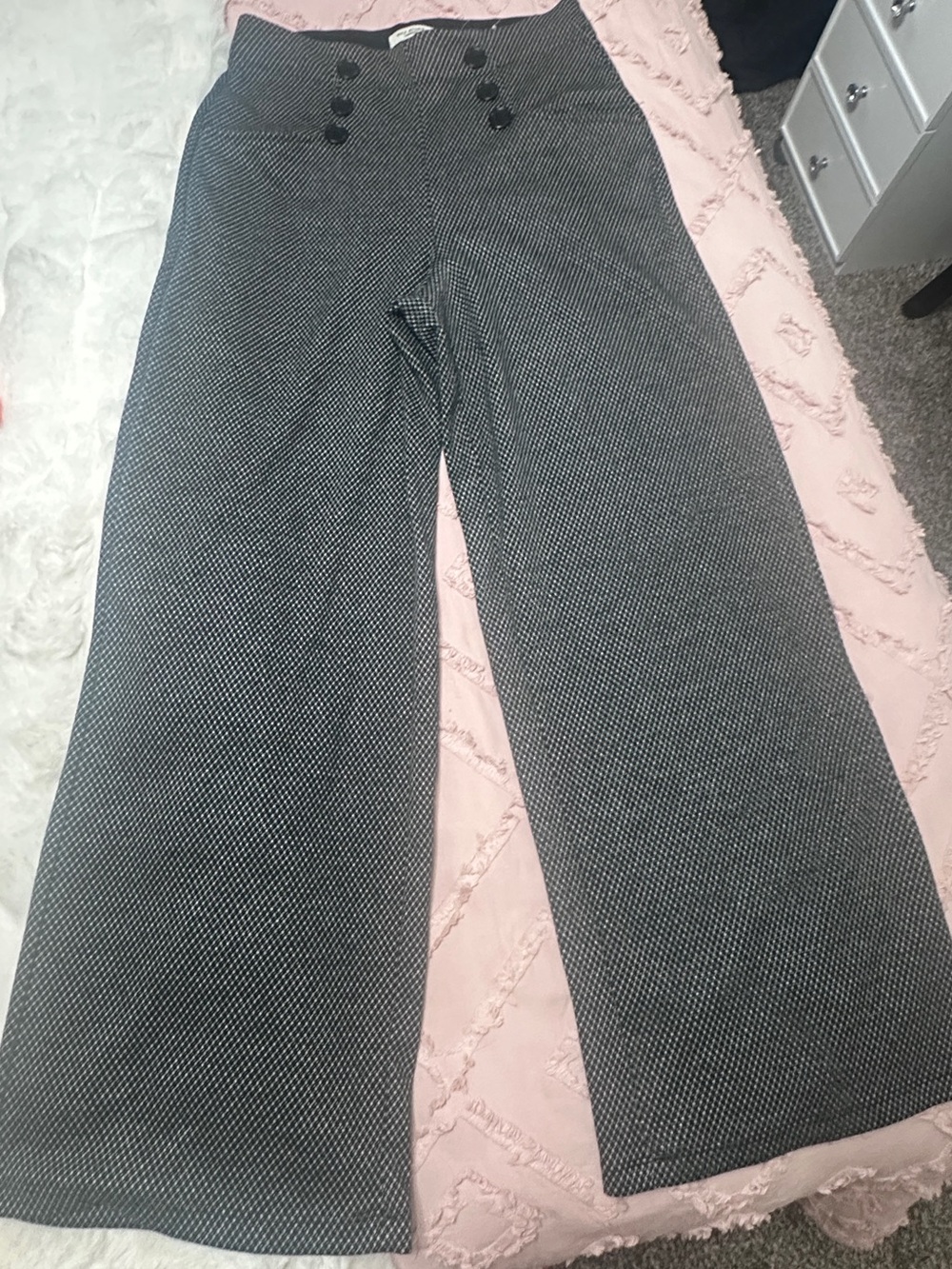Max Studio Black & White Herringbone wide leg business pants